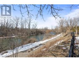 143 GREYROCK CRESCENT - 35