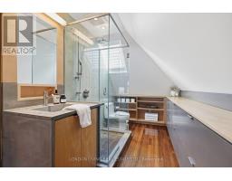 197 ELMWOOD AVENUE E - 33