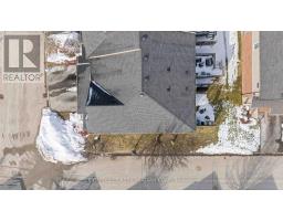 28 - 1059 WHETHERFIELD STREET - 45