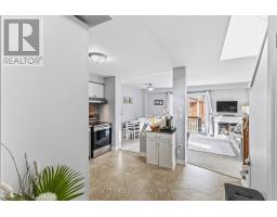 28 - 1059 WHETHERFIELD STREET - 9