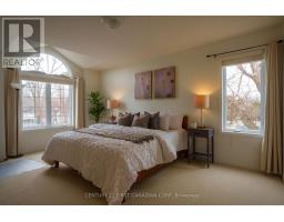 1 - 582 HYDE PARK ROAD - 10