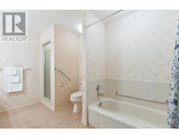 37 - 1443 COMMISSIONERS ROAD W - 27