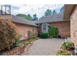 37 - 1443 COMMISSIONERS ROAD W - 3