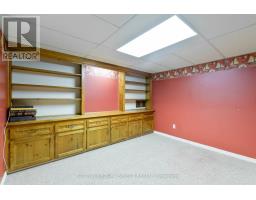 37 - 1443 COMMISSIONERS ROAD W - 40