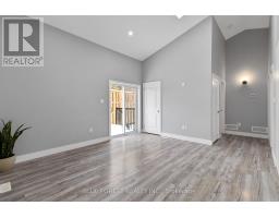 43 SOUTHWOOD CRESCENT - 36