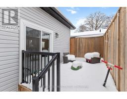 43 SOUTHWOOD CRESCENT - 43