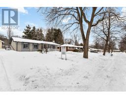 43 SOUTHWOOD CRESCENT - 47