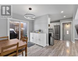 43 SOUTHWOOD CRESCENT - 9