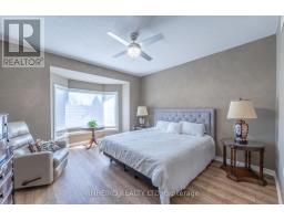 15 - 800 COMMISSIONERS ROAD W - 11