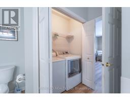 15 - 800 COMMISSIONERS ROAD W - 17