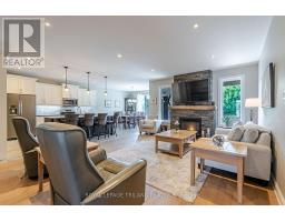 296 DUFFERIN STREET - 13