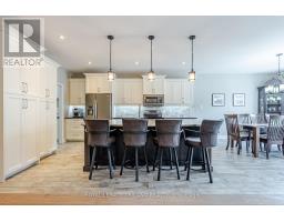 296 DUFFERIN STREET - 20