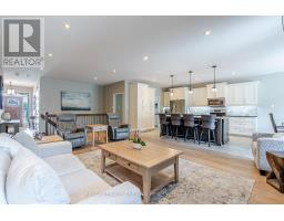 296 DUFFERIN STREET - 21