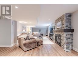 296 DUFFERIN STREET - 33