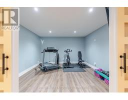 296 DUFFERIN STREET - 35