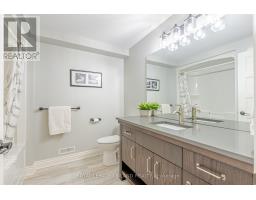 296 DUFFERIN STREET - 36