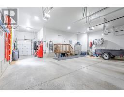 296 DUFFERIN STREET - 39