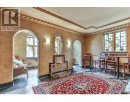 189 COLLEGE AVENUE - 30