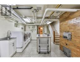 189 COLLEGE AVENUE - 34