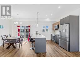 64 - 1781 HENRICA AVENUE - 15