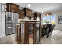 817 THISTLERIDGE CRESCENT - 11