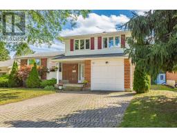 22 MILFORD CRESCENT - 2