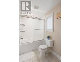 22 MILFORD CRESCENT - 30