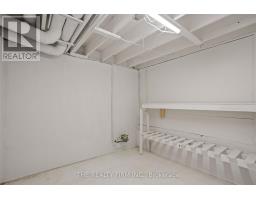 22 MILFORD CRESCENT - 37