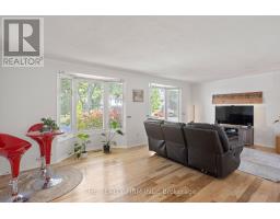 22 MILFORD CRESCENT - 8