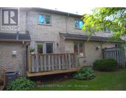 3 - 410 AMBLESIDE DRIVE - 14