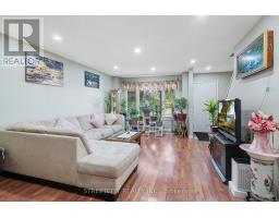 19 - 45 GATEWOOD PLACE - 10