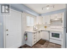 19 - 45 GATEWOOD PLACE - 13