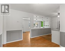 106 LAURENTIAN DRIVE N - 11