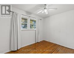 106 LAURENTIAN DRIVE N - 19