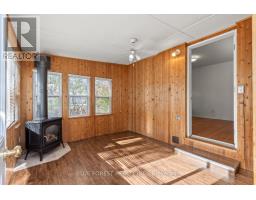 106 LAURENTIAN DRIVE N - 24