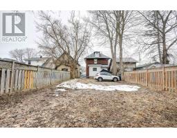 84 WHARNCLIFFE ROAD S - 9