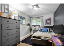 589 GRIFFITH STREET - 12