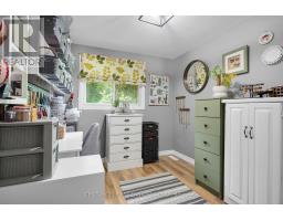 589 GRIFFITH STREET - 13