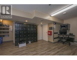 1233 DUNDAS STREET - 32