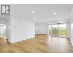 907 - 860 COMMISSIONERS ROAD E - 4