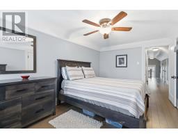 991 COLBORNE STREET - 27