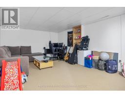 415 REGAL DRIVE - 22