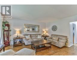 15 TALAVERA CRESCENT - 17