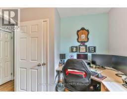 15 TALAVERA CRESCENT - 21