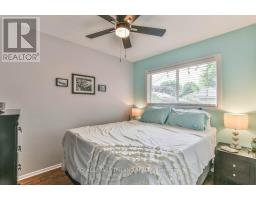 15 TALAVERA CRESCENT - 22