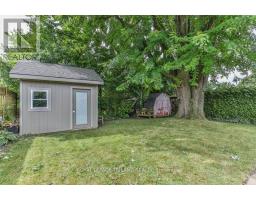 15 TALAVERA CRESCENT - 37