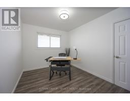 47 APONI CRESCENT - 11