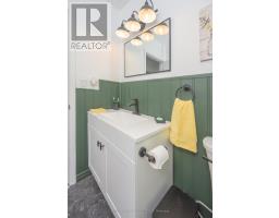 47 APONI CRESCENT - 16