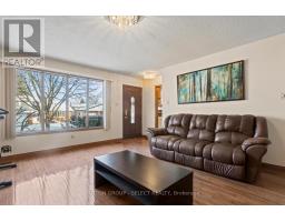 31 MEADOWVIEW ROAD - 17