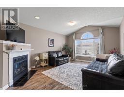 492 SUNNYSTONE ROAD - 19